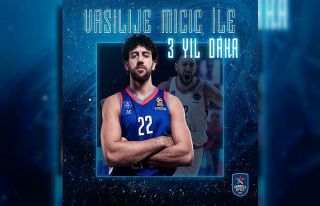 Anadolu Efes, Vasilije Micic’in sözleşmesini uzattı