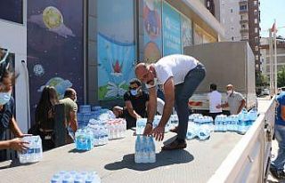 Antalyalılar Manavgat için seferber oldu