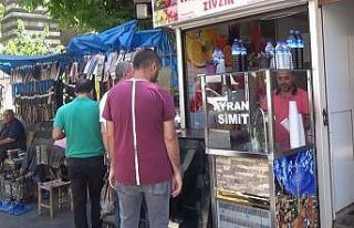 Aşırı sıcak havada limonata ve meyan kökü şerbetine...