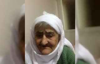 Asırlık nine vefat etti
