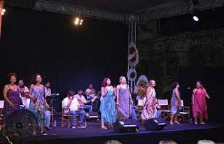 "Aşk Olsun" müzik ve şiir dinletisi beğeni...