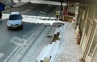 Ataşehir’de takla atan sürücüsüz otomobil kamerada