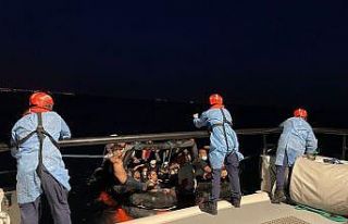 Aydın açıklarında 57 düzensiz göçmen kurtarıldı