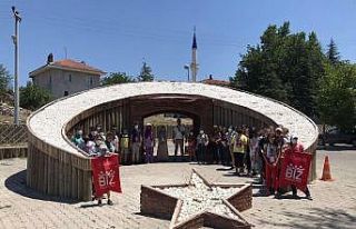 Aydınlı gençler Denizli’de örnek davranış...