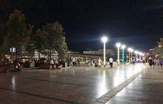Aydınlılar normalleşmenin tadını serinleyerek...