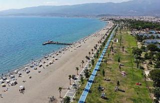 Balıkesir’de sosyal mesafeli plajları havadan...