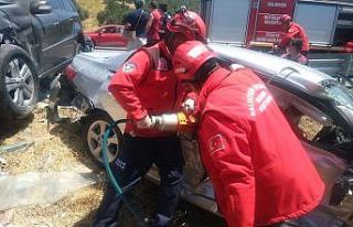 Balıkesir’de trafik kazası biri ağır altı yaralı