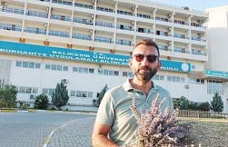 Balıkesir’de Üniversiteli gençler okullarında...