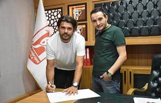 Balıkesirspor’da Atilla ve Batuhan’dan imza