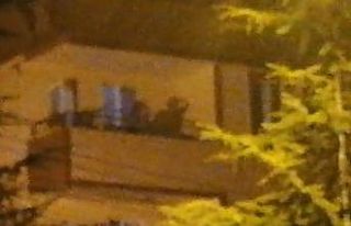 Balkonda tabancayla intihar anı kameraya yansıdı