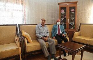 Başkan Akman’dan şehit ailelerine ziyaret