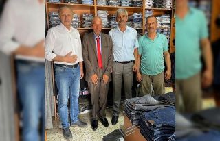 Başkan Atabay, takım elbise sözünü tuttu