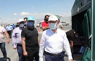 Başkan Çolakbayrakdar modern kurban kesim yerinde