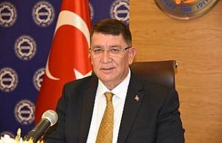 Başkan Dere:" Aşı olmayanlar yüzünden kapanmak...