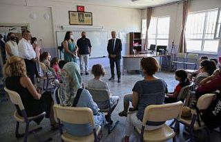 Başkan Erdem, çocukların eğlencesine ortak oldu