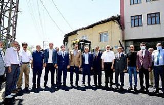 Başkan Gürkan, asfalt çalışmalarını inceledi