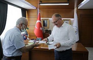 Başkan kurban vekaletini Hayat Ağacı Derneğine...