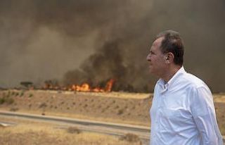 Başkan Seçer, Silifke ve Aydıncık’taki yangın...