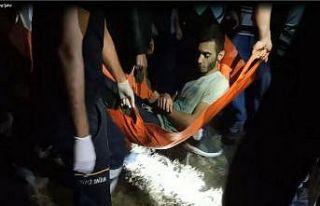 Bataklığa saplanan alkollü şahıs, 4 saatlik çalışma...