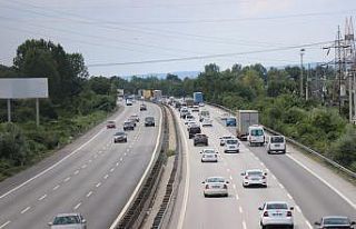 Bayram bitti, dönüş trafiği bitmedi