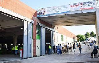 Bayram huzuru Tepebaşı’nda