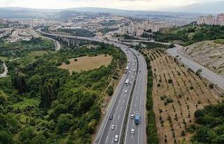 Bayram tatilinin son gününde TEM’de akıcı trafik...