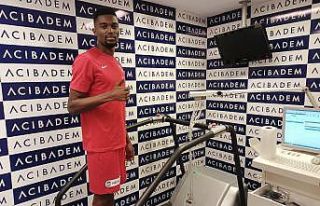 Bernard Mensah sağlık kontrolünden geçti