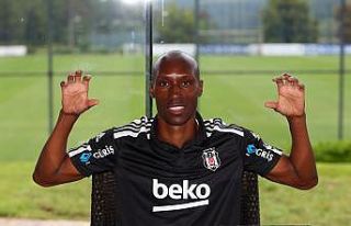 Beşiktaş’ta 4 imza!