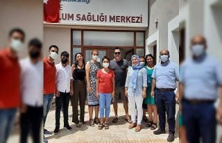 Beyazıt Öztürk’ten Çeşme’de sağlık çalışanlarına...