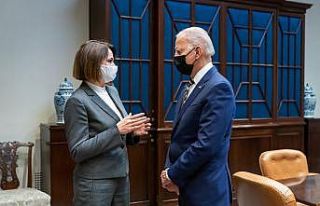 Biden, Belaruslu muhalif lider Tikhanovskaya ile Beyaz...
