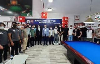Bilardo turnuvası finali şölen havasında geçti