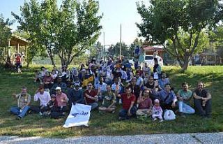 Bir dünya bir arada bayramlaştı