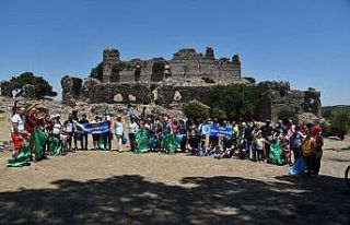 Bisiklet tutkunları Yoğurtçu Kalesi’ne pedal...
