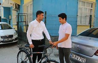 Bisikleti çalınan Sinan’ın gözyaşı dindi