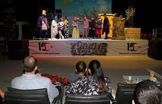 Bismil Belediyesi çocukları tiyatroya doyurdu