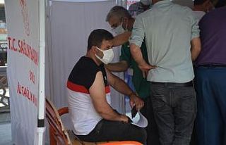 Bitlis’te aşılama çalışmaları devam ediyor