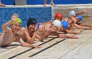 Bozüyük’te 600 çocuk yüzme kursuna başladı