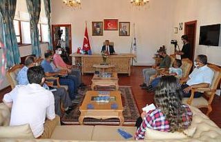 Bu yılın temsili Nasreddin Hocası Behzat Uygur...