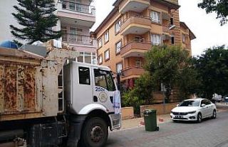 Buldan Belediye Başkanı Şevik’in resmi aracına...