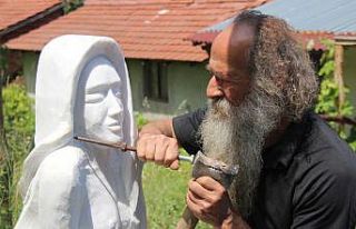 Burası sanat merkezi değil köy evi