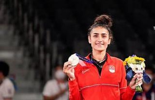 Bursa Büyükşehir’li Hatice Kübra olimpiyatlarda...