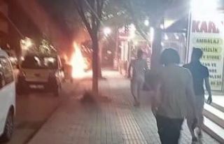 Bursa’da elektrikli bisikleti yanarken, gözyaşları...