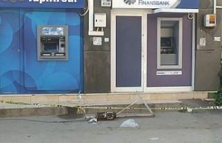 Bursa’da görünmez kaza...Para çekerken üzerine...