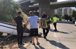 Bursa’da tekerleği kopan araç takla attı: 2 yaralı