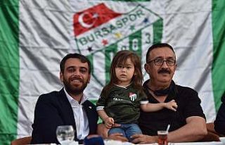 Bursaspor camiası Emin Adanur’dan sürpriz bekliyor