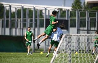 Bursaspor’da çalışmalar tempolu devam ediyor