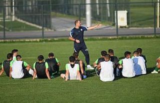 Bursaspor’da üç genç oyuncu takımdan gönderildi