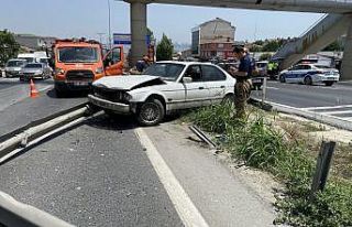 Büyükçekmece E-5’te trafiği kilitleyen kaza