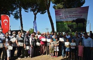 Büyükşehir’den Bergamalı üreticilere manda...