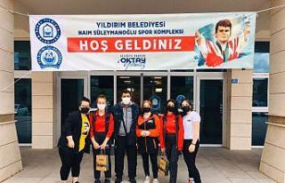 Büyükşehir’den Kütahya’daki atletizm şampiyonasında...
